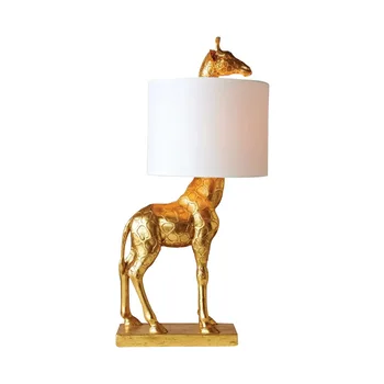 Šiaurės žirafa stalo lempa kūrybos kambarį tyrimas miegamųjų namo kambario dekoro Naktiniai staleliai, lempa dervos aukso baltos spalvos audiniu staliniai šviestuvai